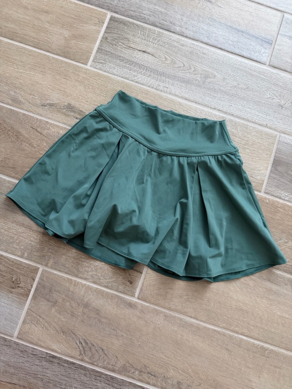 Gilly Hicks Forest Green Skort